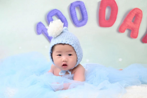 云梦宝宝脚有点内翻